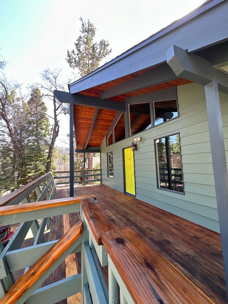Refinished deck railing on a Big Bear home
